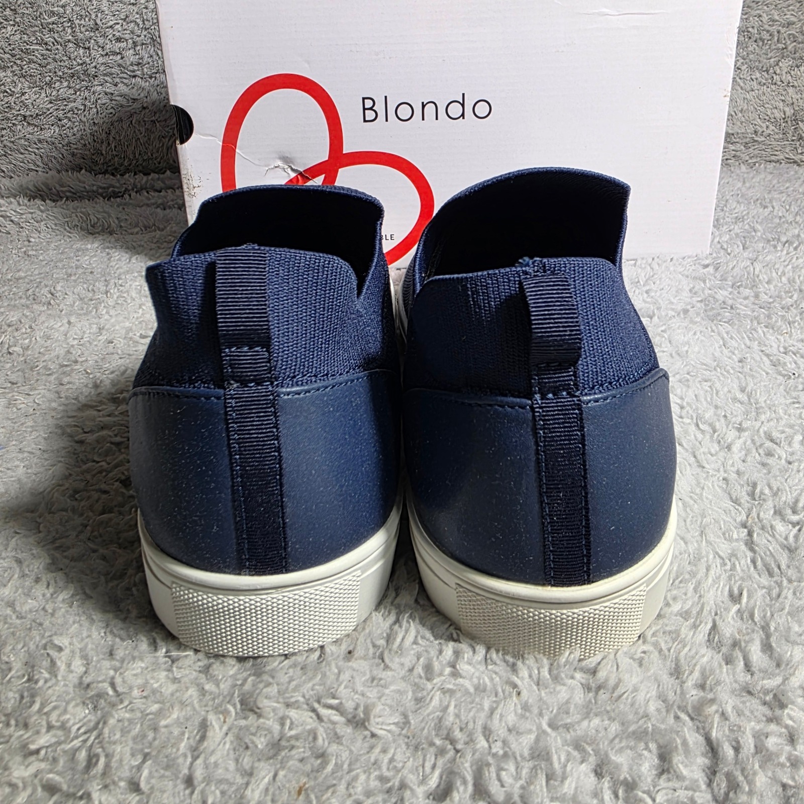 Blondo Kingsley Knit Waterproof Slip On Sneakers Men Size 10 Navy Blue New — image 4 of 8